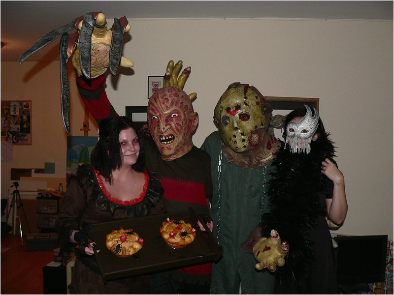 http://www.i-mockery.com/blabber/pics/halloween-costumes08-large.jpg