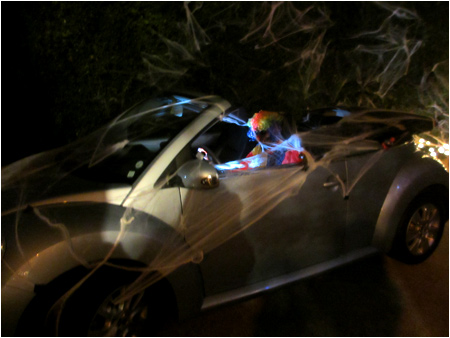 Halloween 2011: Trick-Or-Treating is for grown-ups!