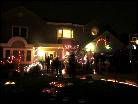 Halloween 2011: Trick-Or-Treating is for grown-ups!