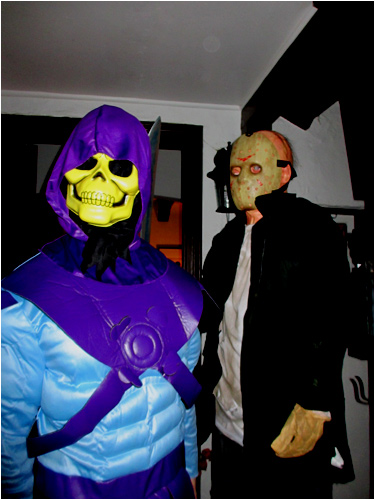 Halloween 2011: Trick-Or-Treating is for grown-ups!