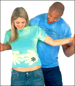 LOOK! I CAN SEE MY HANDPRINTS! AMAZING T-SHIRT TECHNOLOGY!