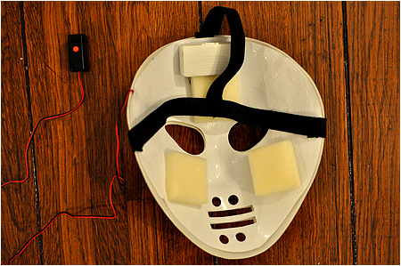 If you enjoy the comfort of a plastic block wedged against your forehead, then THIS is your mask!