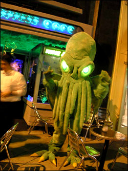 Cthulhu commands you to eat at his cafe!