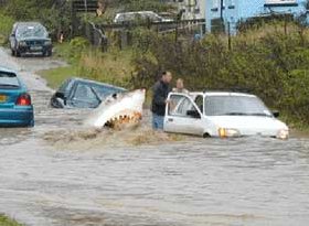 dun dun. dun dun. dun dun dun dun. AHHH! IT'S JAWS!