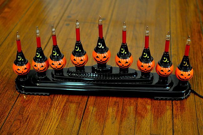 The Radko Shiny Brite Halloween Pumpkin Candolier!