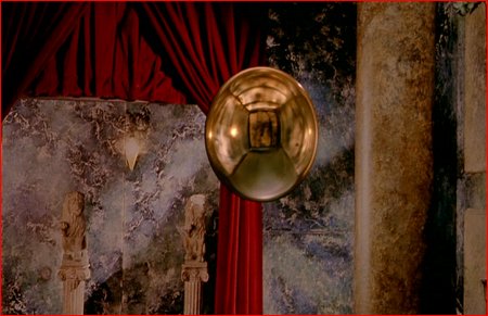 The curtain really holds the tomb together.