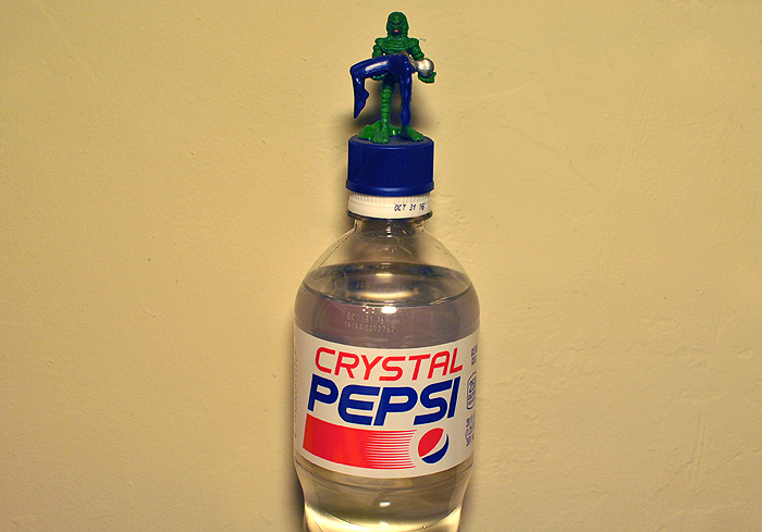 Monsters Meet Pepsiman Injured bottle cap figure from Japan!