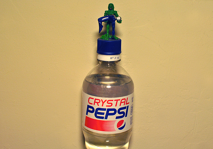 Monsters Meet Pepsiman Injured bottle cap figure from Japan!