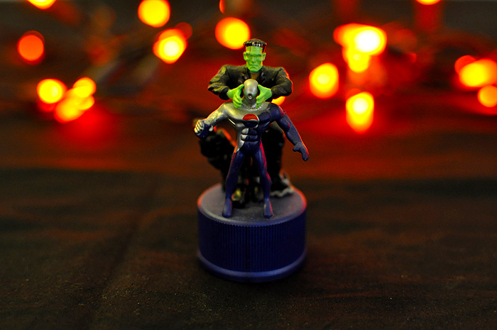 Monsters Meet Pepsiman Frankenstein bottle cap figure from Japan!