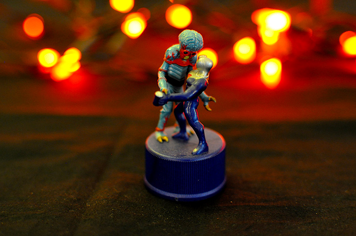 Monsters Meet Pepsiman Metaluna Mutant bottle cap figure from Japan!